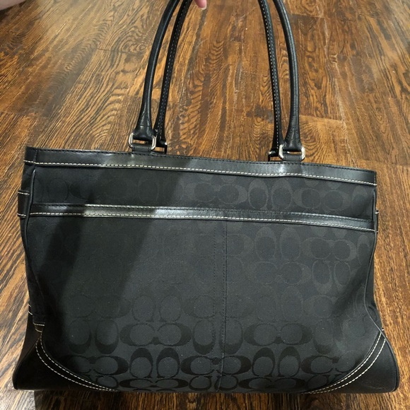 Black authentic Coach Bag/Purse. - Picture 6 of 8